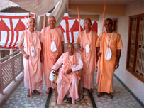 New Sannyassis with Srila Maharaja