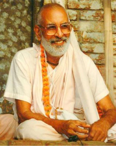 Gurudeva smiling