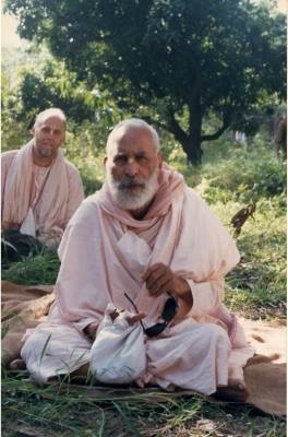 Srila Bhaktivedanta Narayana Gosvami Maharaja