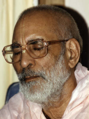 Srila Bhaktivedanta Narayana Gosvami Maharaja