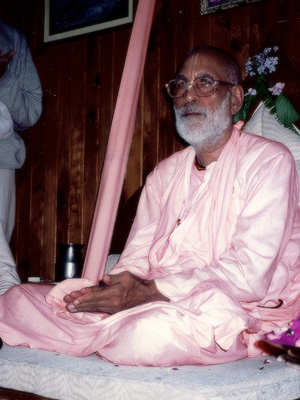 Srila Bhaktivedanta Narayana Gosvami Maharaja