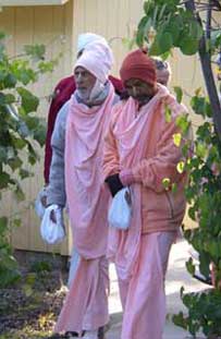 Srila Bhaktivedanta Narayana Gosvami Maharaja