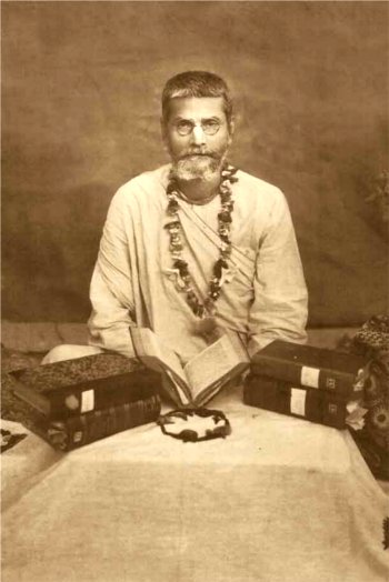 Srila Bhakti Prajnana Kesava Maharaja