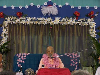 Srila Gurudeva, Italy